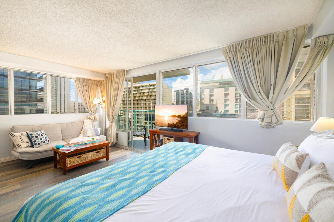 Beautiful Studio In The Heart Of Vibrant Waikiki Honolulu Exterior photo